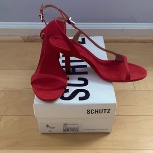 Schutz NIB Red Asumini heels